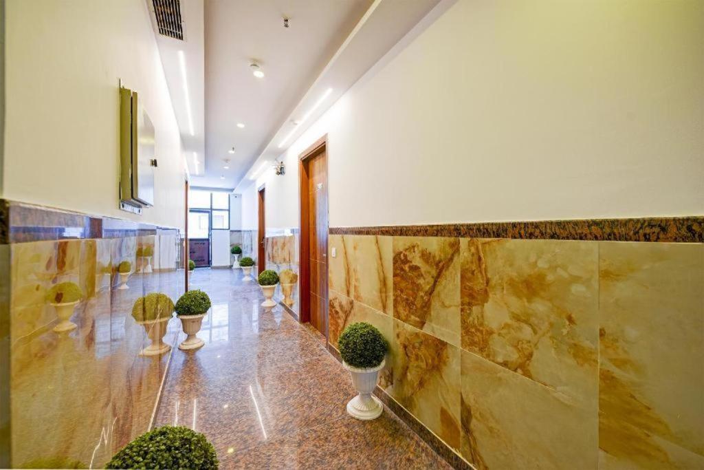 ניו דלהי Hotel Rosewood Near Delhi Airport מראה חיצוני תמונה